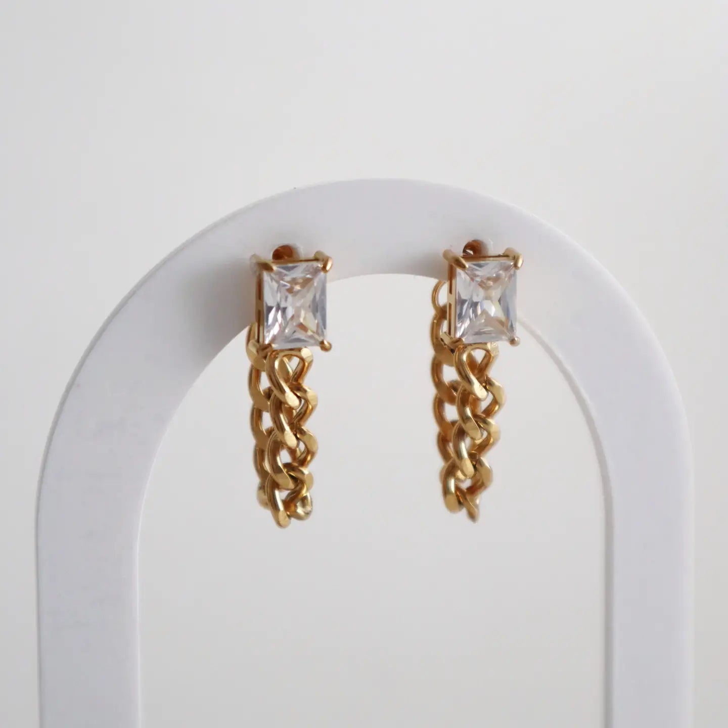 Lily Gem Chain Earring