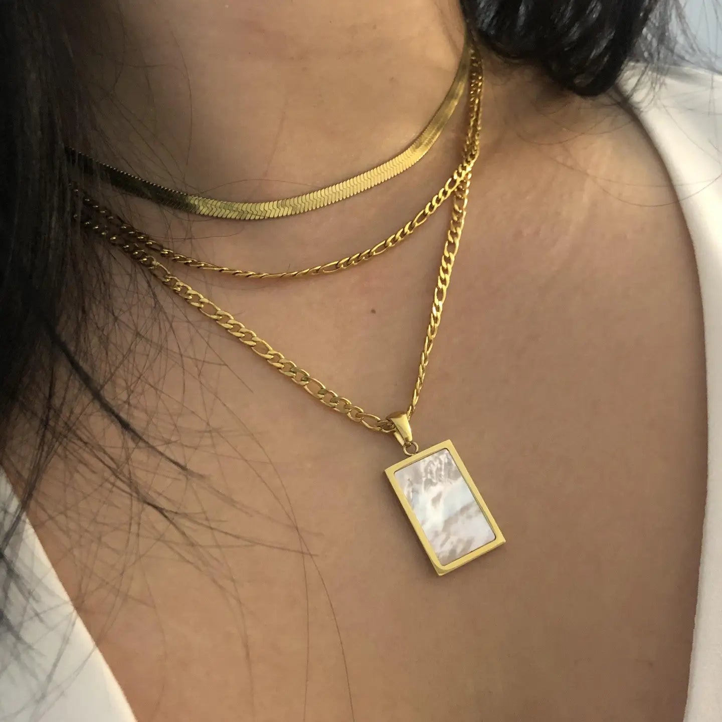 Serenity White Shell Pendant Necklace