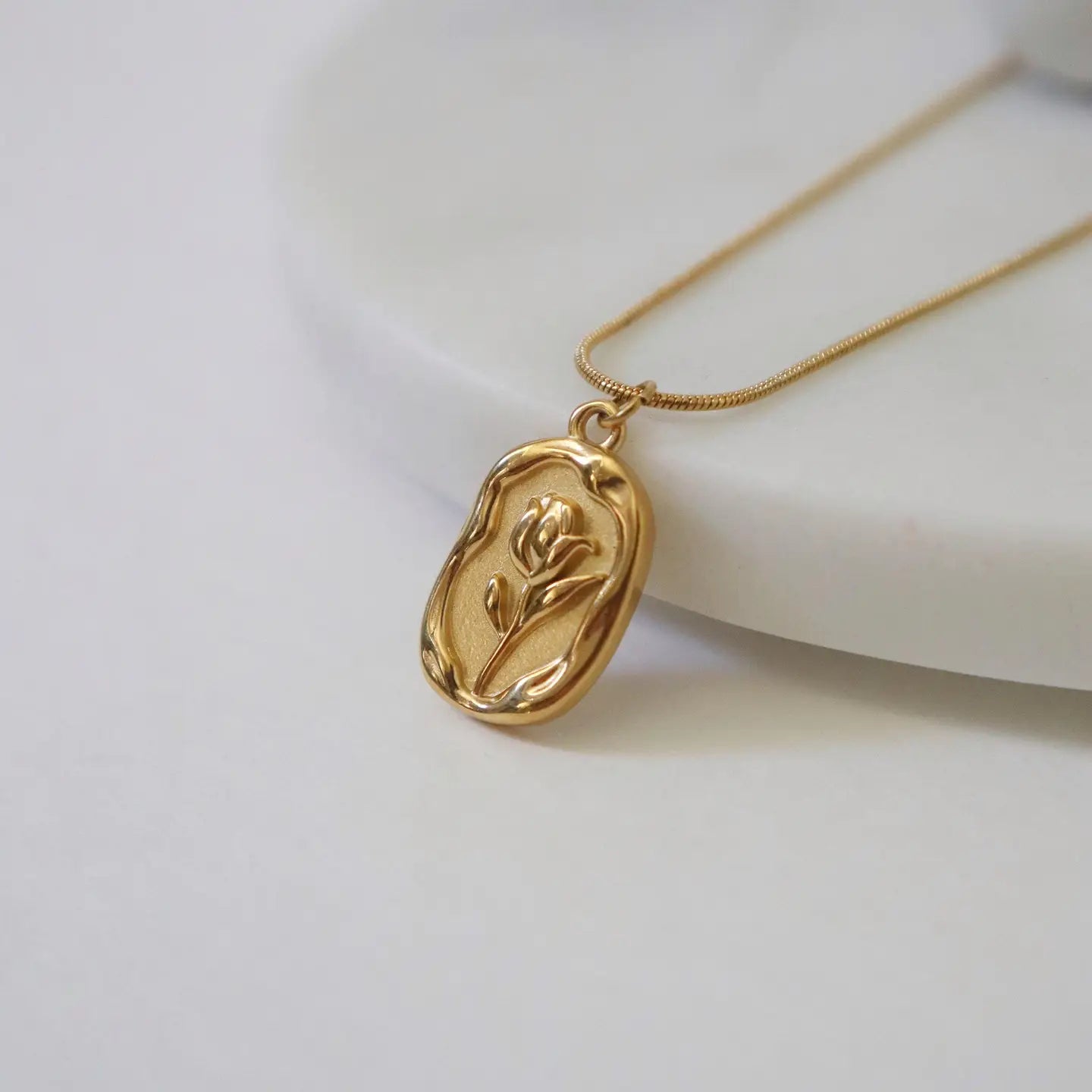 Tulip Pendant Necklace