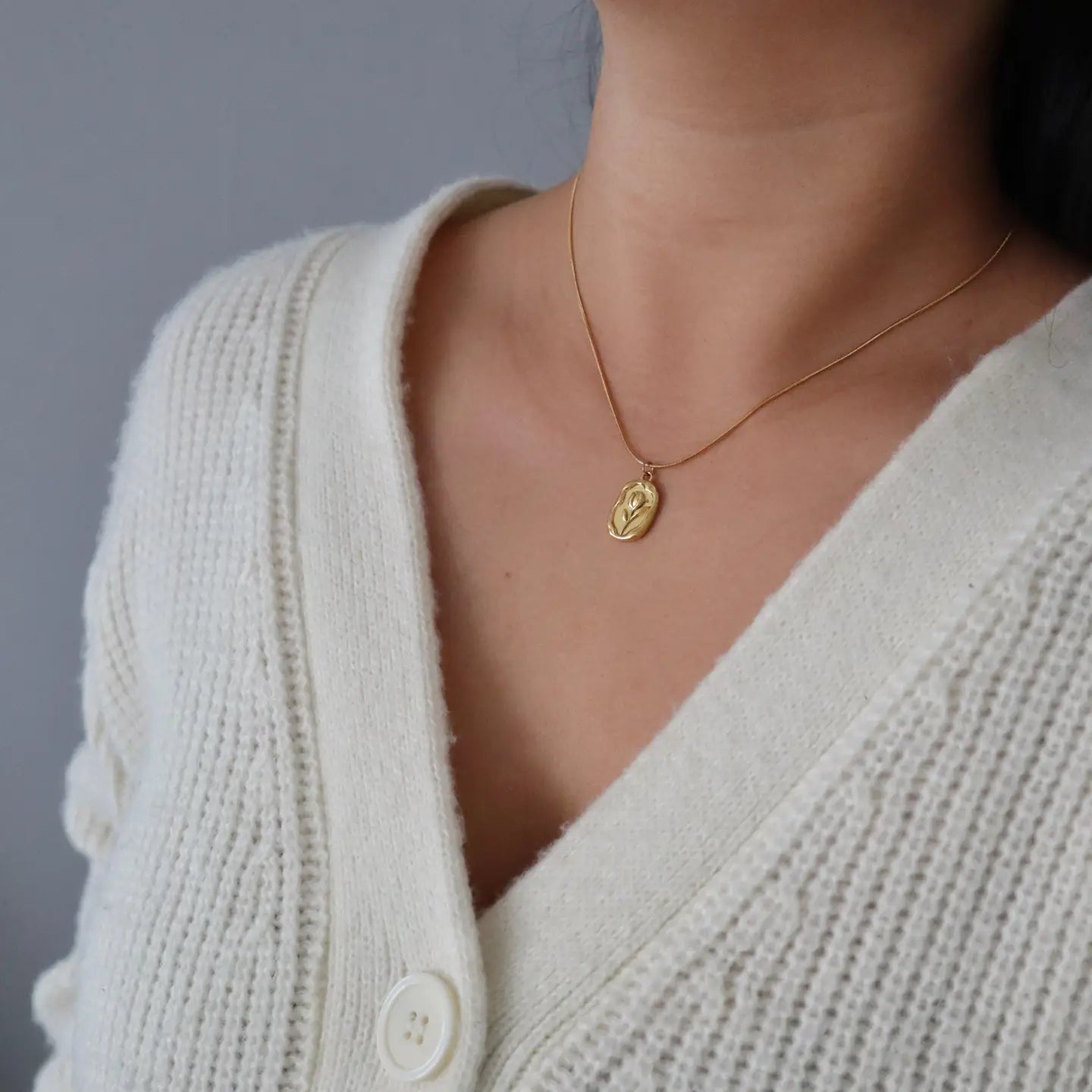 Tulip Pendant Necklace